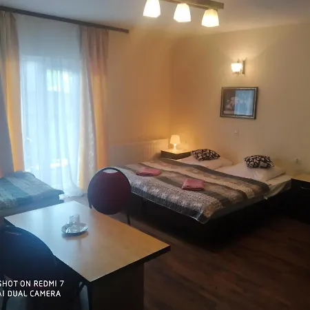 Vandrarhem Marysienka Owk *