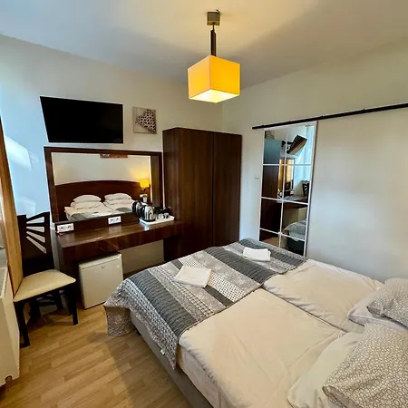 Marysienka Owk Hostel